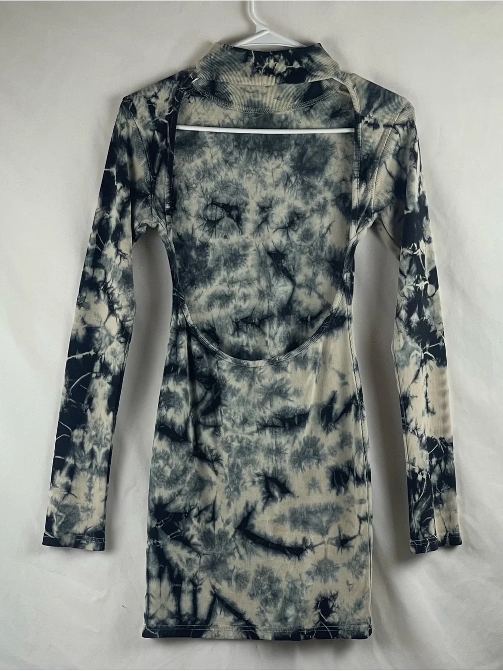EGO navy white